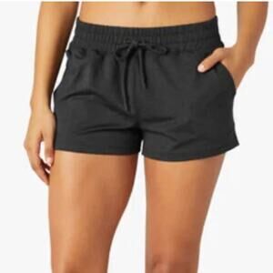 Beyond Yoga Spacedye Worked Up Shorts Black S Sporty Hiking Active wear Gym Soft